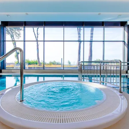 Апартаменты Hevenia 4 *